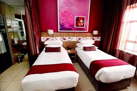 Rooms available at Peermont Metcourt at Rio Klerksdorp .